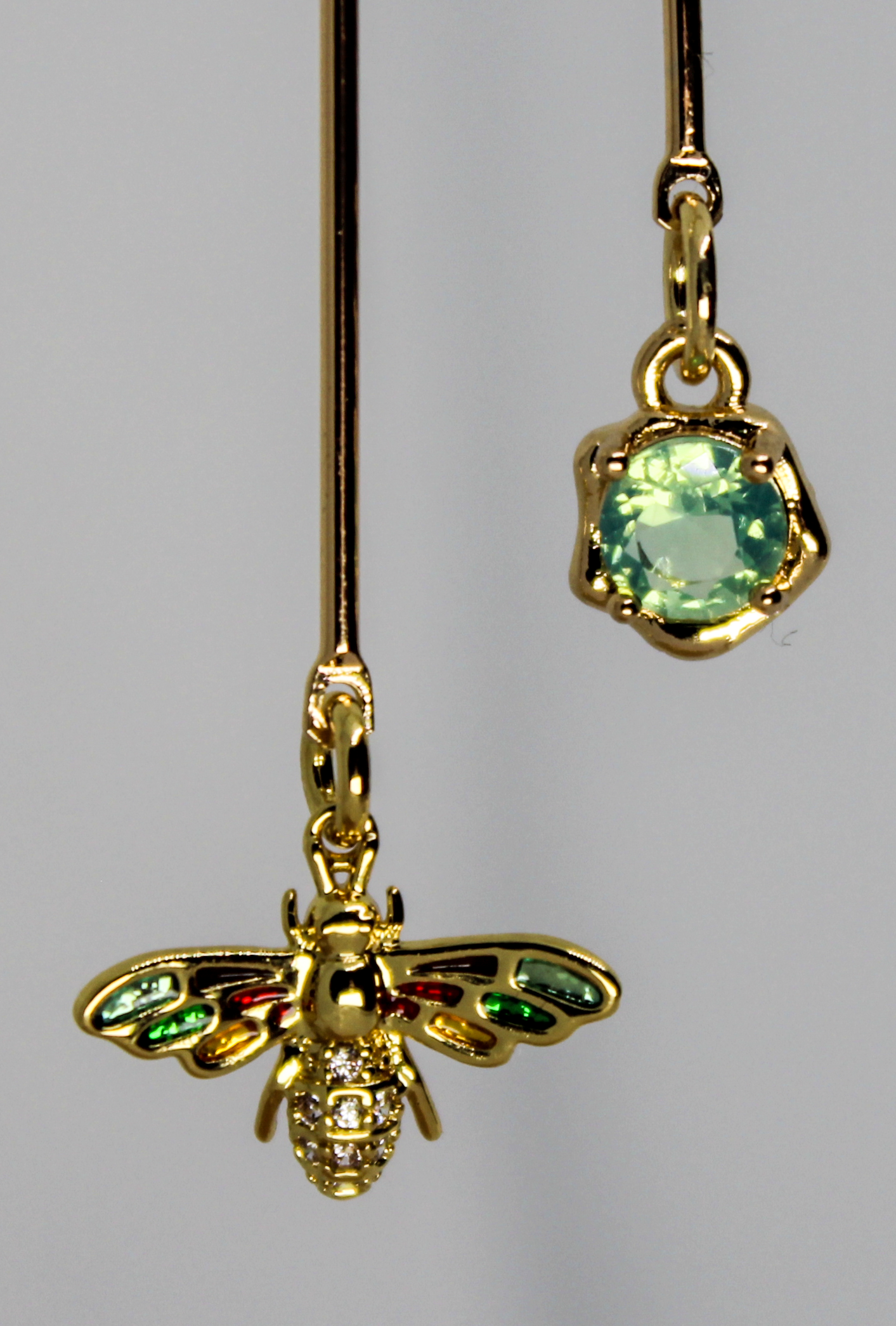 Gold Enamel Bee With Gem